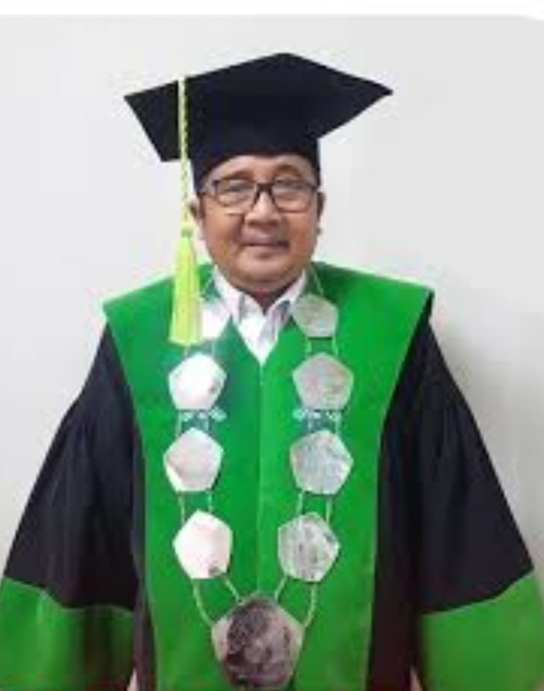 Foto Prof. Dr. H. Ahmad Zainuri, M.Pd.I.